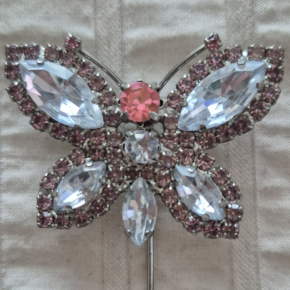 Elegant Butterfly Crystal Brooch